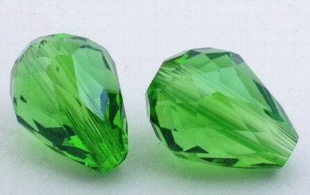 25 Peridot Green FAC Crystal Teardrop Beads