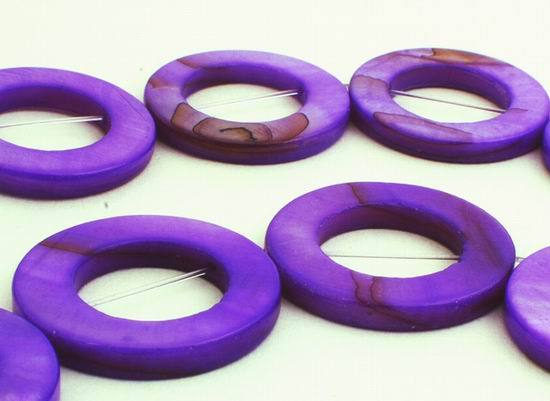 16 Large Light Purple Round  Mother-of-Pearl Frame Beads
