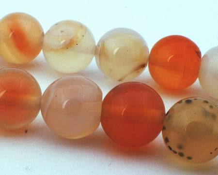 39 Large Subtle Light Carnelian Beads 10mm
