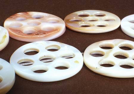 15 Unusual Large Honeycombe Mother of Pearl Beads - 28mm