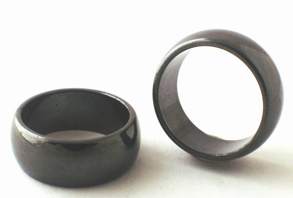 Large Chunky Super-Shiny Devil-Black Hematite Ring