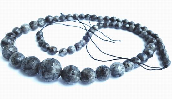 Long Faceted Graduated Cadet-Grey Agate Bead String