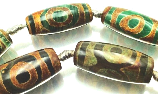 10 Dzi Agate One-Eye Hunter-Green Long Barrel Beads